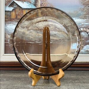 Vtg PYREX Brown Round Glass Baking Dish with Handles Pie Dish Plant Plate